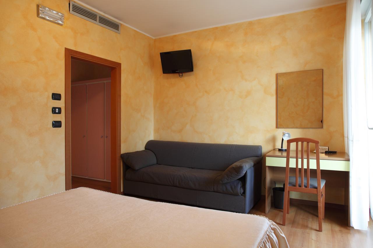 Hotel Castel Lodron Storo Exterior foto